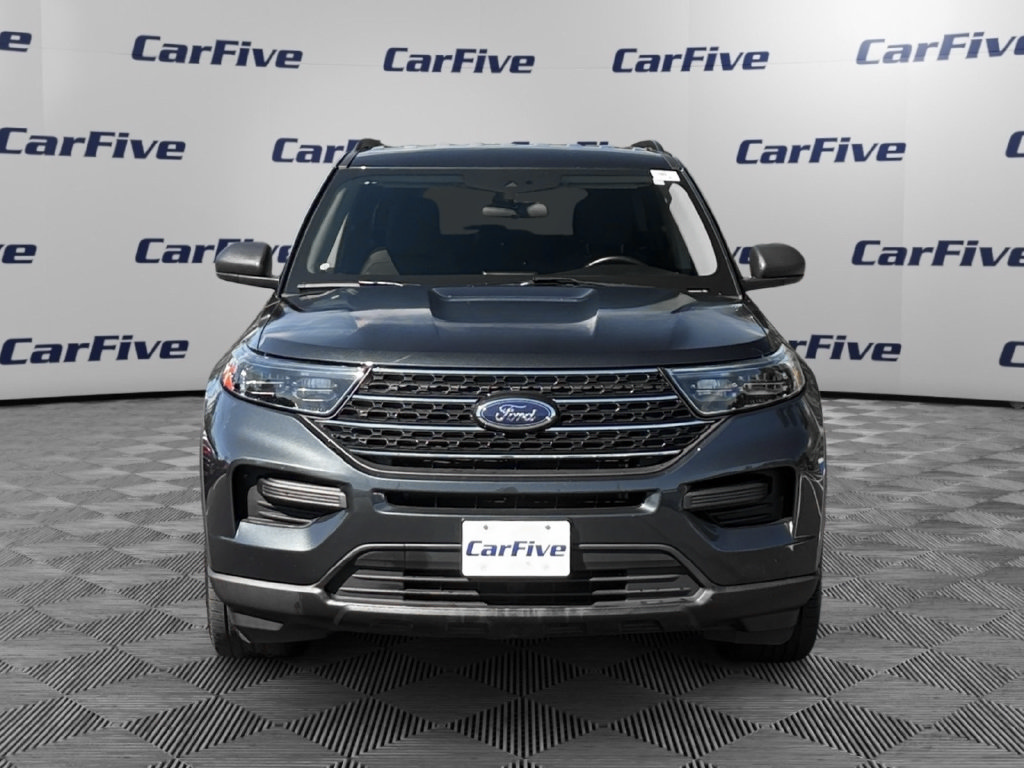Used 2023 Ford Explorer XLT AWD/4WD image 10