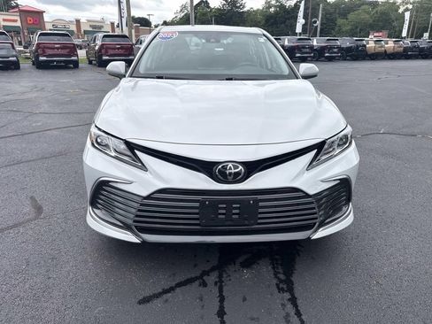 Used 2023 Toyota Camry LE AWD/4WD image 9