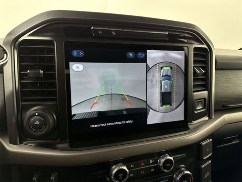 Used 2025 Ford F150 XLT w/ Equipment Group 302A MID image 29