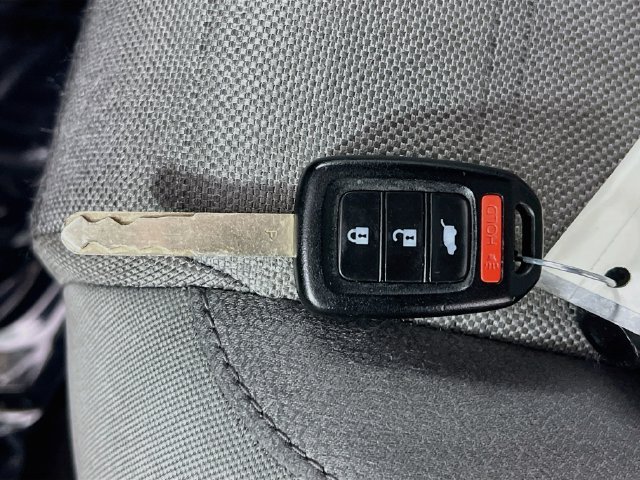 Used 2019 Honda CR-V LX image 33