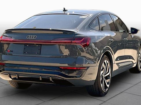 Used 2024 Audi Q8 e-tron Premium Plus w/ Premium Plus Package AWD/4WD image 11