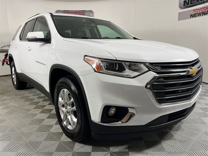 Used 2021 Chevrolet Traverse LT
