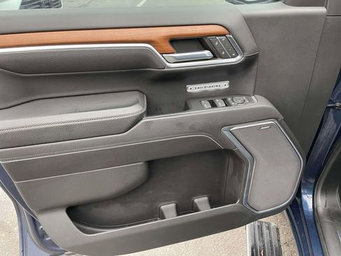 Used 2022 GMC Sierra 1500 Denali w/ Denali Reserve Package image 25