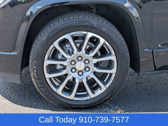Used 2023 GMC Acadia Denali w/ Denali Ultimate Package FWD image 10