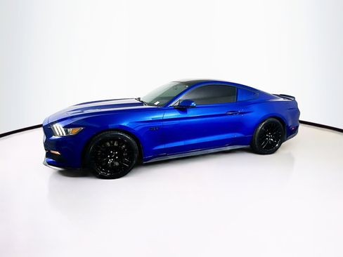 Used 2017 Ford Mustang GT Premium w/ GT Performance Package image 4