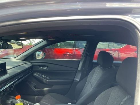 Used 2023 Honda Accord Sport image 9