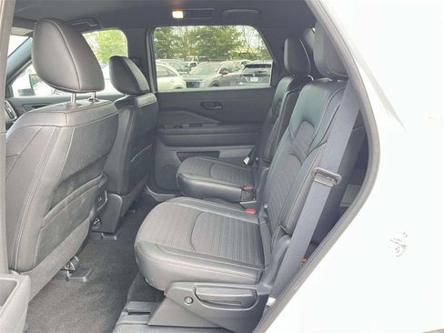 Used 2024 Nissan Pathfinder Rock Creek image 23