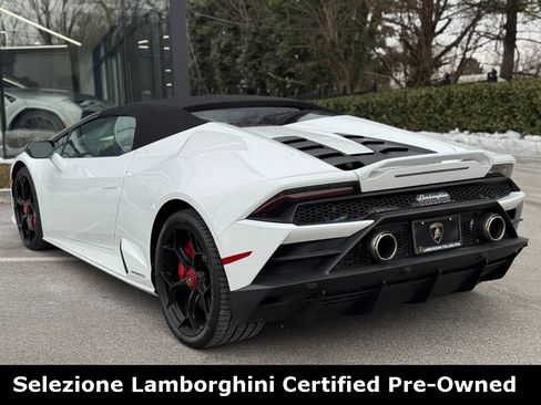 Used 2023 Lamborghini Huracan EVO image 7