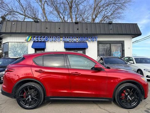Used 2018 Alfa Romeo Stelvio Ti Sport AWD/4WD image 6