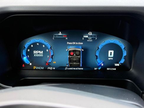 Used 2025 Ford Bronco Badlands image 19