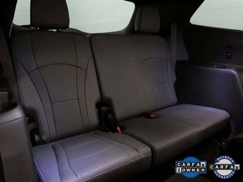 Used 2024 Buick Enclave Premium image 78