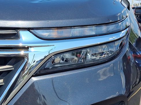 Used 2022 Chevrolet Equinox LS AWD/4WD image 10