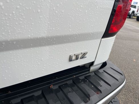 Used 2015 Chevrolet Silverado 1500 LTZ image 16