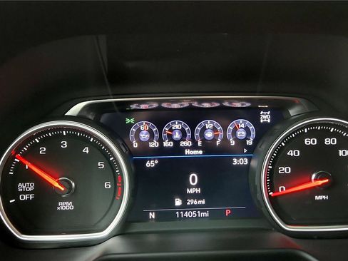 Used 2021 Chevrolet Tahoe Z71 w/ Z71 Off-Road Package image 25