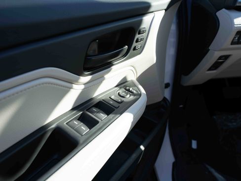 New 2026 Honda Odyssey EX-L image 7