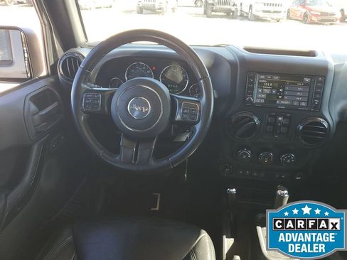 Used 2017 Jeep Wrangler Unlimited Sahara image 16