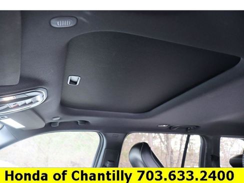 Used 2024 Jeep Grand Cherokee Altitude image 20