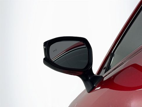 Certified 2023 Toyota Crown Limited image 5