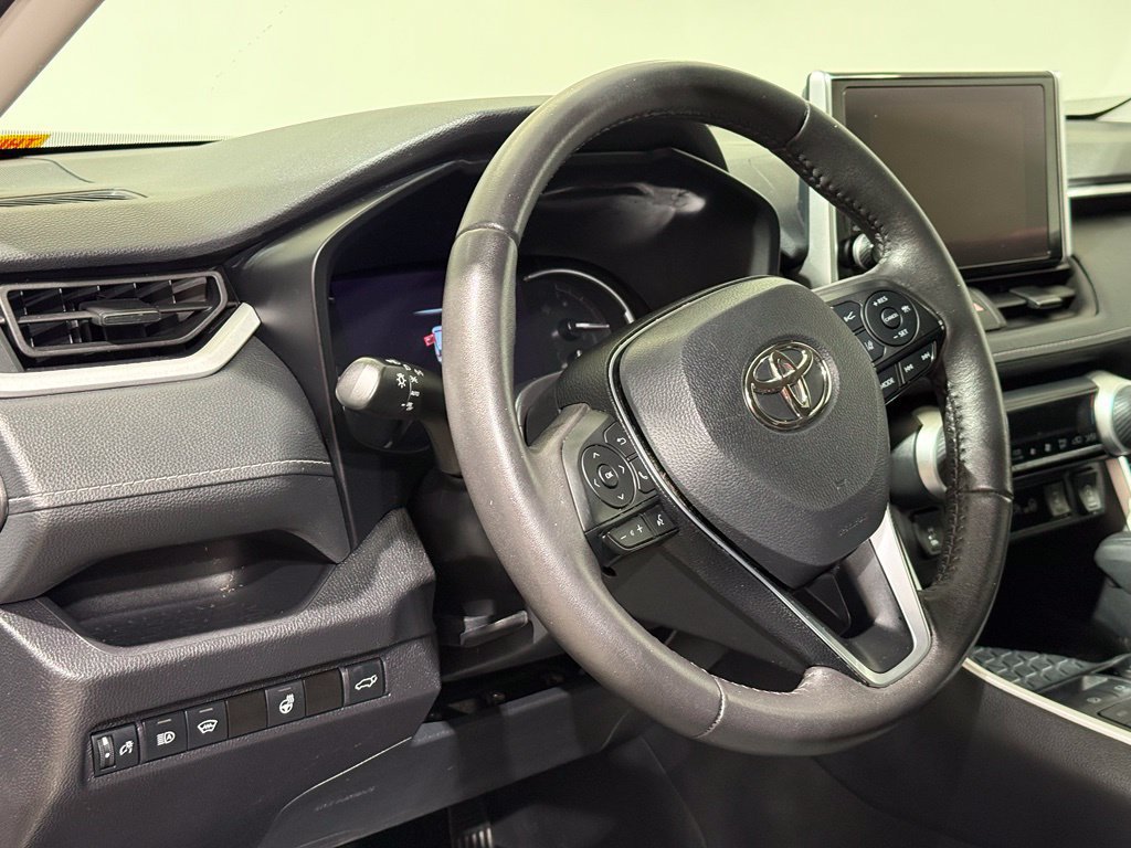Certified 2024 Toyota RAV4 XLE w/ Convenience Package AWD/4WD image 17