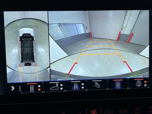 Used 2025 GMC Hummer EV 3X image 15