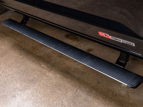 Used 2025 Ford F450 Platinum w/ Platinum Plus Package image 12