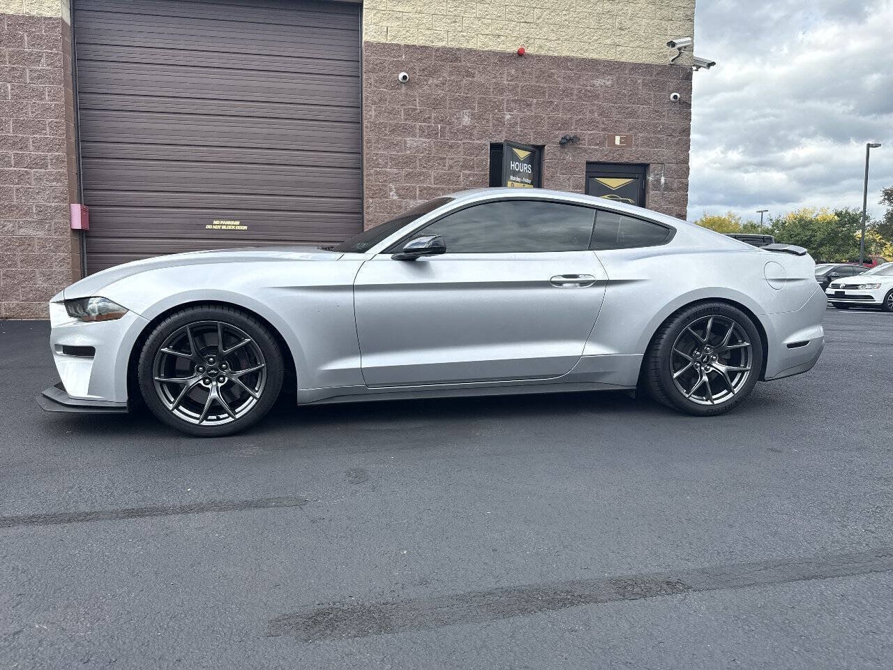 Used 2019 Ford Mustang GT Premium w/ Performance Package - Level 2 RWD image 2