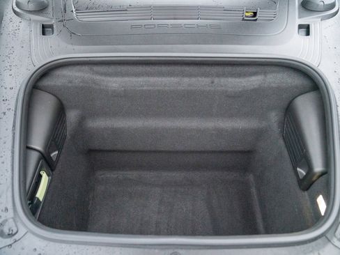 Used 2017 Porsche 911 Carrera S image 27