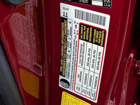 Used 2021 Toyota Highlander LE image 17