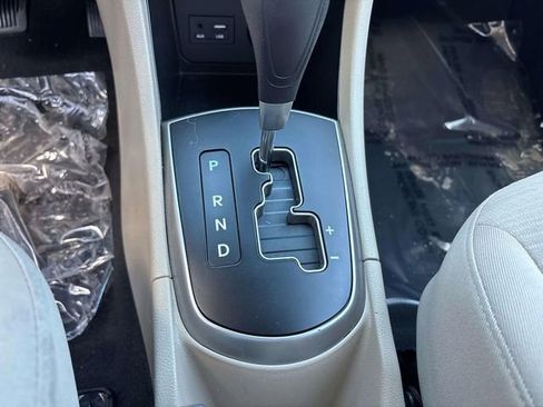 Used 2017 Hyundai Accent Value Edition image 21