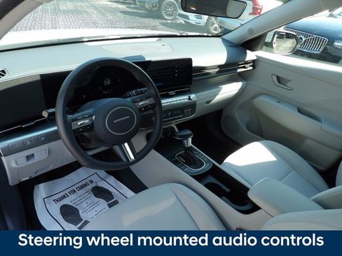 Certified 2025 Hyundai Kona SEL FWD image 10