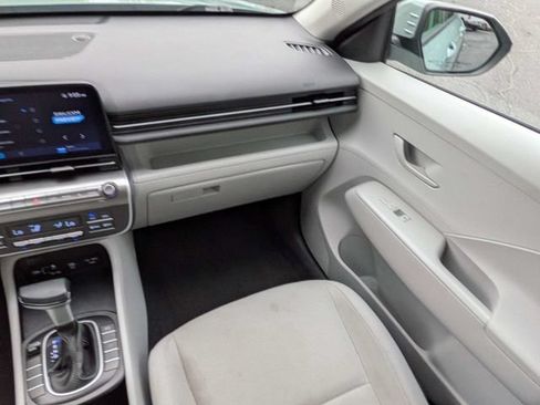 Used 2024 Hyundai Kona SEL FWD image 18