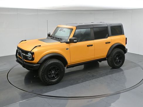 Used 2022 Ford Bronco Wildtrak image 44