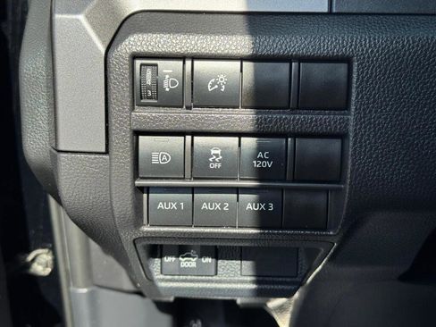 Certified 2025 Toyota Tacoma TRD Off-Road w/ TRD Off Road Upgrade Package AWD/4WD image 15