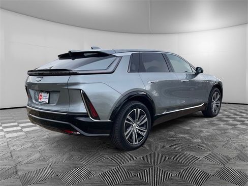 New 2025 Cadillac Lyriq Luxury image 5