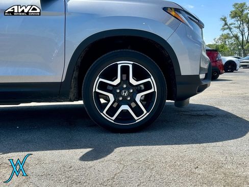 Used 2023 Honda Passport Elite image 9
