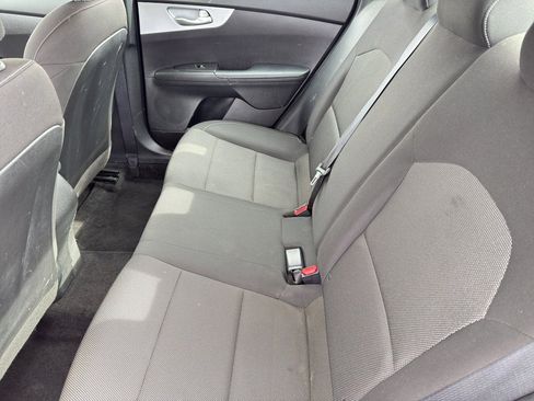 Used 2023 Kia Forte LXS image 21