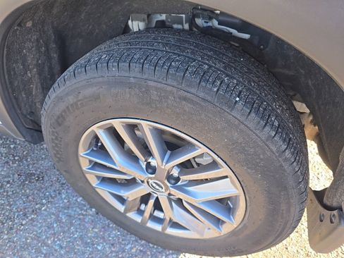 Used 2023 Nissan Rogue S image 21