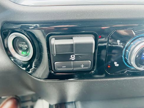 Used 2024 GMC Sierra 1500 Elevation w/ X31 Off-Road Package image 30