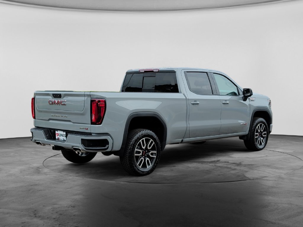 Used 2025 GMC Sierra 1500 AT4 w/ AT4 Preferred Package AWD/4WD image 7