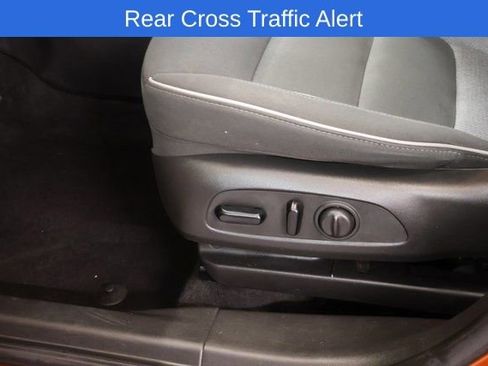 Used 2022 Chevrolet TrailBlazer LT w/ Sun and Liftgate Package AWD/4WD image 13