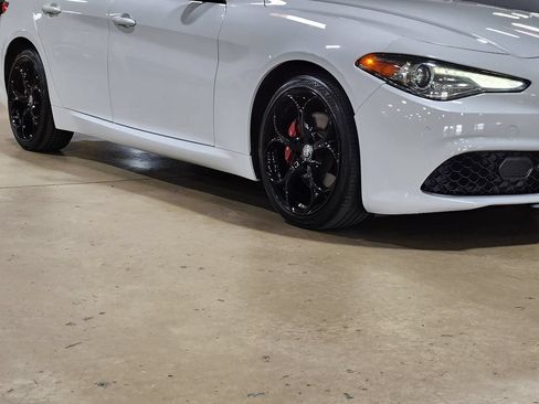 Used 2019 Alfa Romeo Giulia AWD w/ Quick Order Package 22J Sport image 16