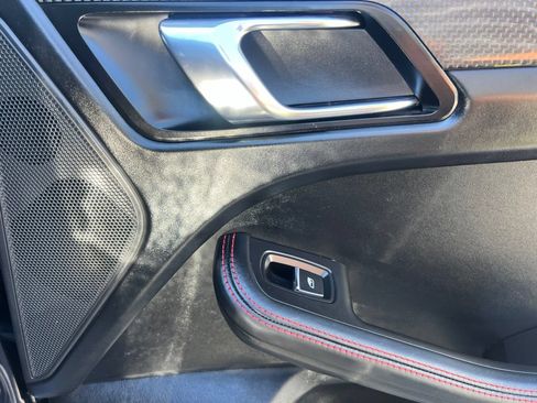Used 2018 Porsche Macan GTS AWD/4WD image 49