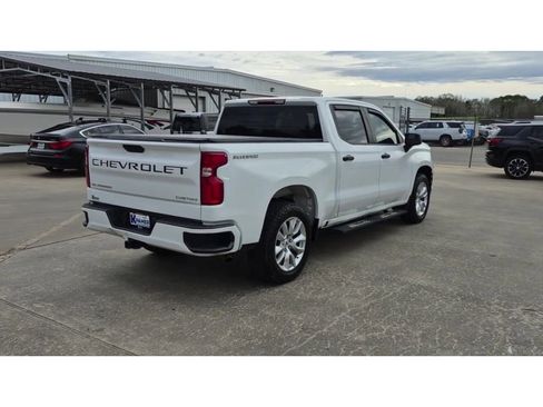 Certified 2021 Chevrolet Silverado 1500 Custom image 8