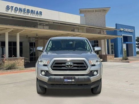 Used 2023 Toyota Tacoma SR5 AWD/4WD image 9