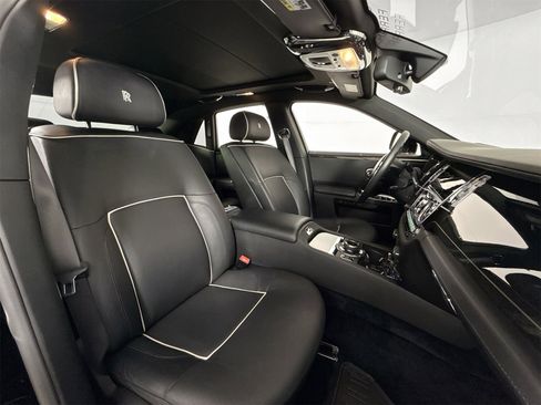 Used 2014 Rolls-Royce Ghost image 24