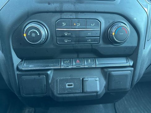 Used 2020 Chevrolet Silverado 1500 Custom w/ Custom Value Package image 8