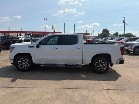 New 2026 GMC Sierra 1500 SLT w/ SLT Premium Plus Package AWD/4WD image 3