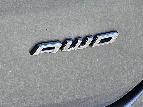 Used 2023 Ford Edge Titanium AWD/4WD image 37