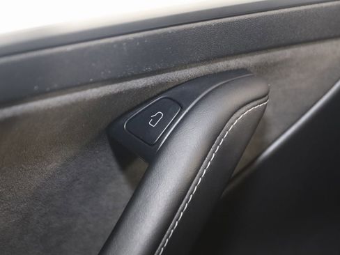 Used 2022 Tesla Model 3 Performance image 29