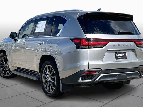 Used 2024 Lexus LX 600 F Sport image 11